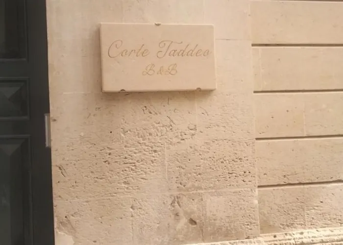 Bed & Breakfast Corte Taddeo 4*